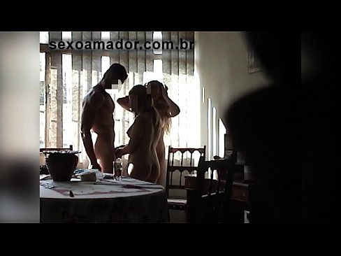❤️ دوستان سکس یک مرد غول پیکر و سه نفری را با او دعوت می کنند ❤️ فوق پورن در ما fa.xxxner.ru ﹏